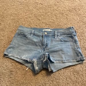 Abercrombie and Fitch size 27 (1)